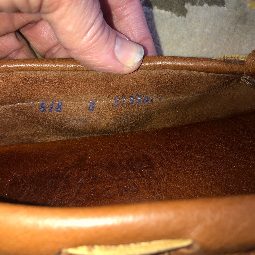 Minnetonka leather moccasins/loafers...Size 8 - Picture 6 of 7